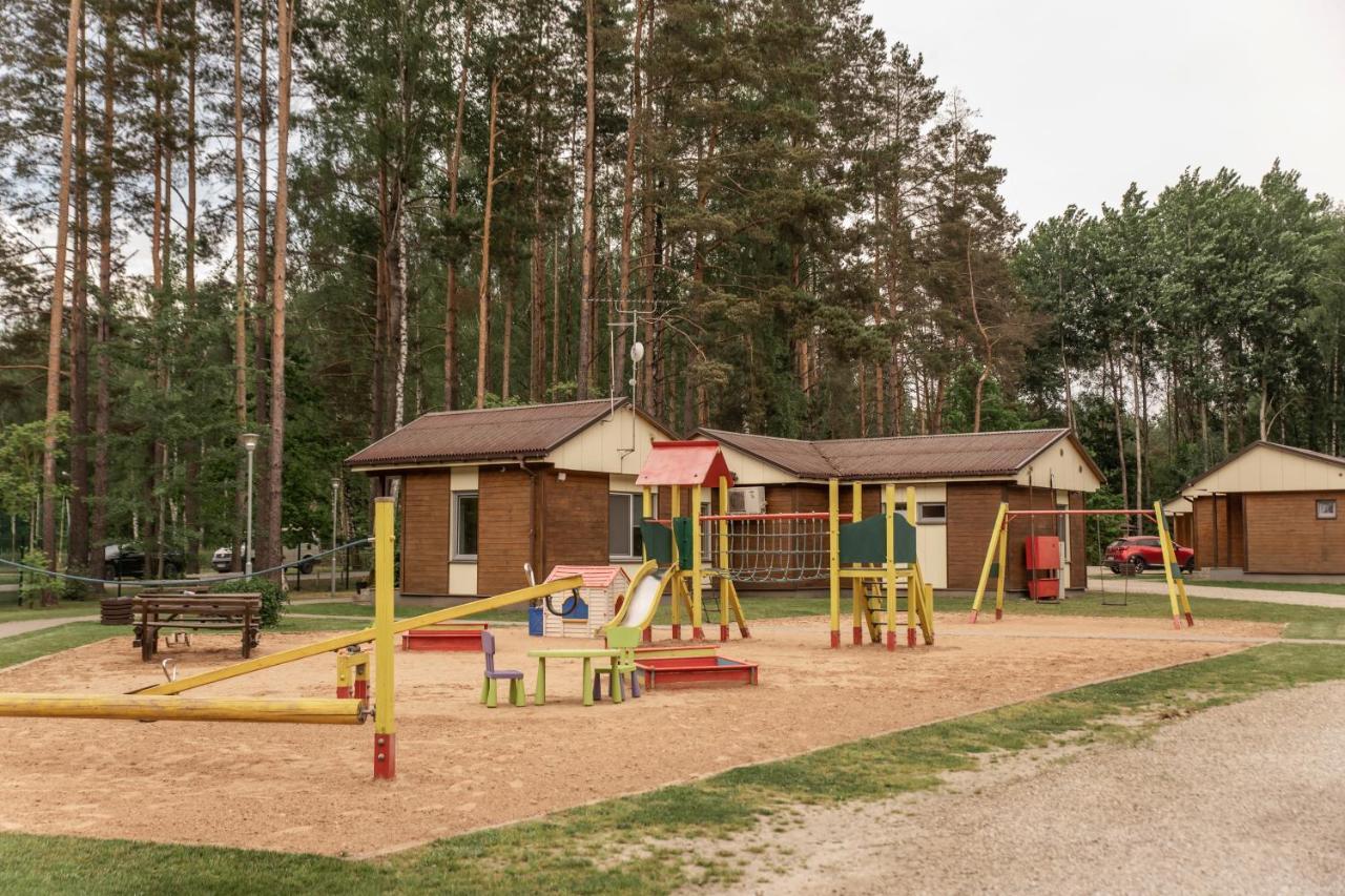 Camping & Camper Place Пасвалис Екстер'єр фото