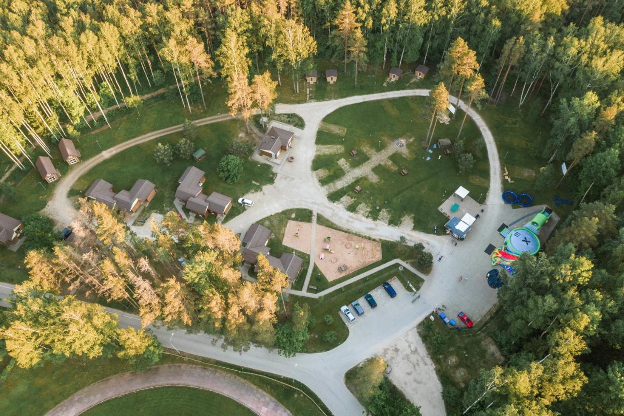 Camping & Camper Place Пасвалис Екстер'єр фото
